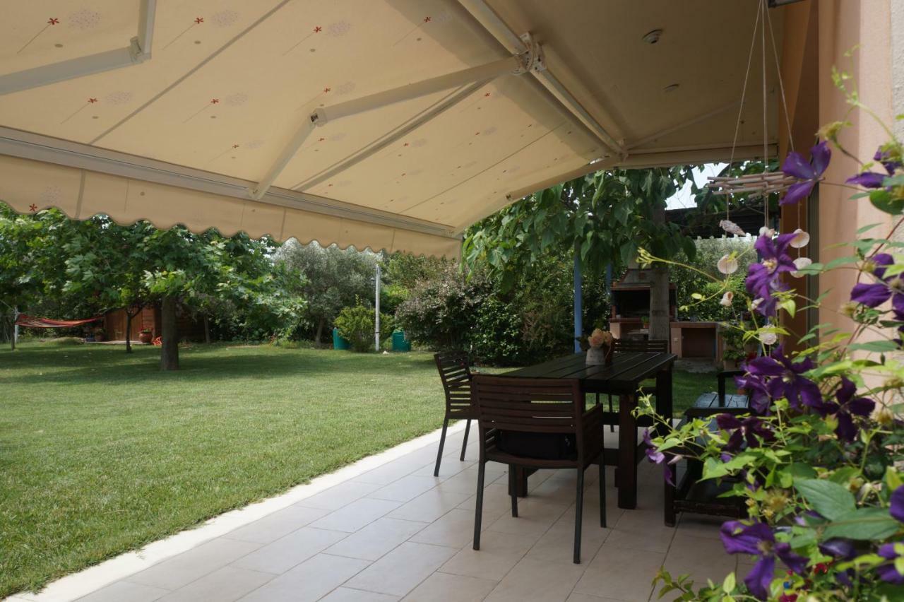 Apartament Plane Tree House Nea Nea Makri Zewnętrze zdjęcie